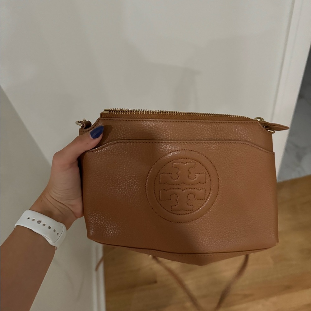Tory Burch Cross body